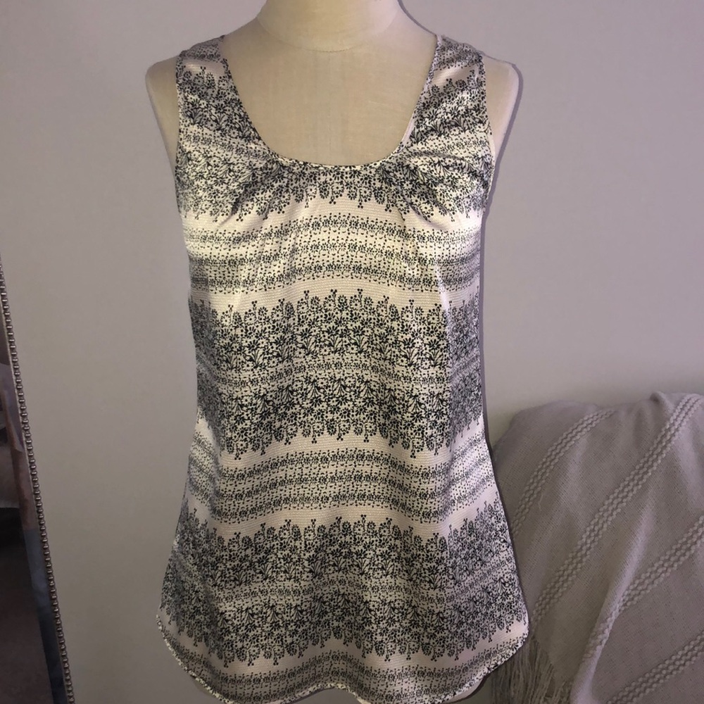 Top to wear under a Suit Jacket or sweater